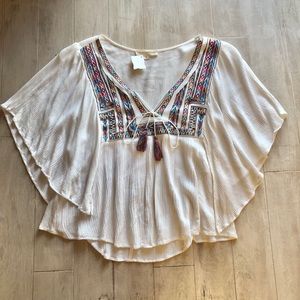 LOVESTITCH EMBROIDERED TOP
